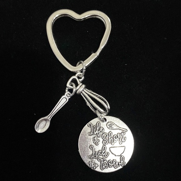 Life Is Short Lick The Bowl Keychain Baker Gift - Picture 4 of 5